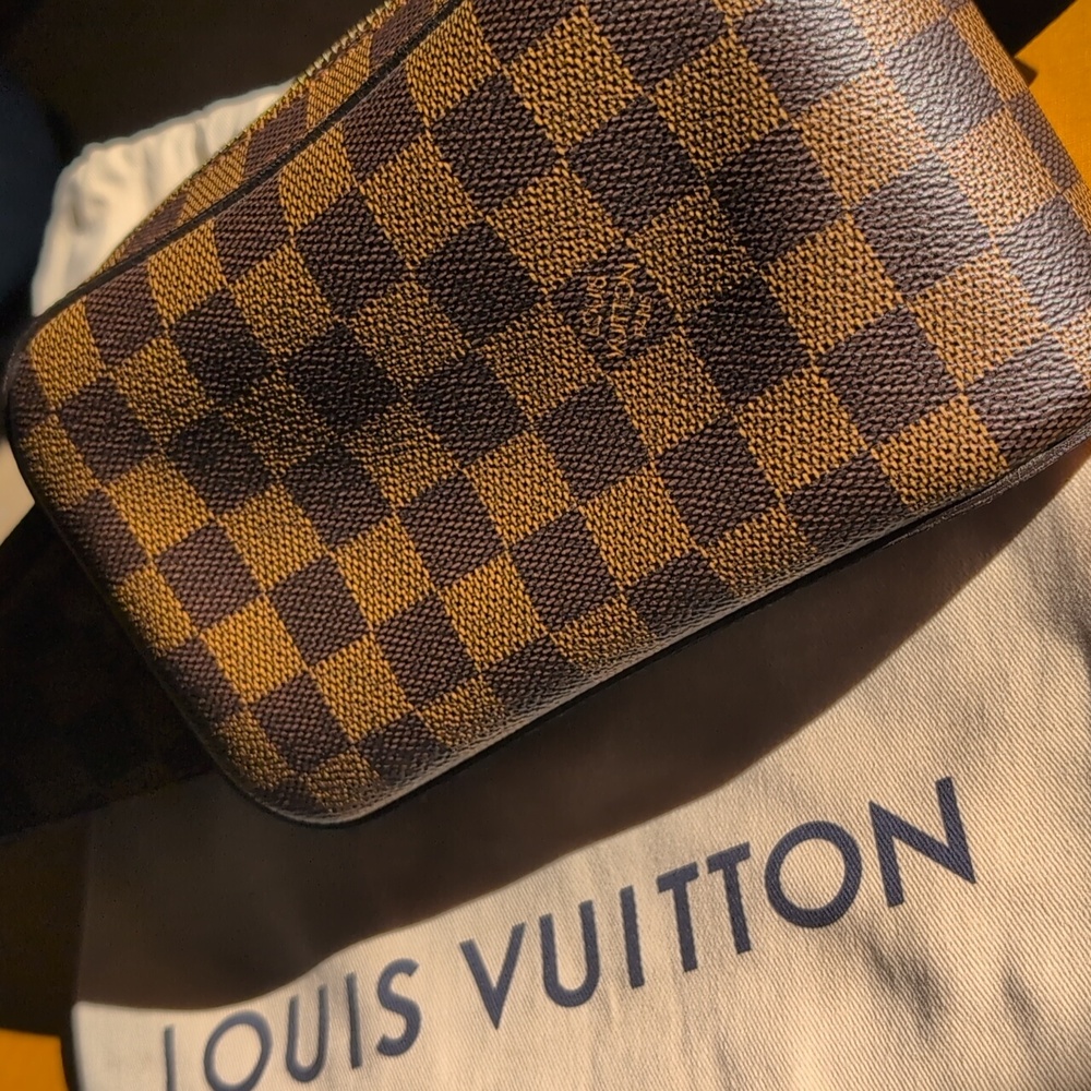 *MINT USED* Authentic Louis Vuitton Damier Ebene Geronimos Crossover/ Waist Bag - Picture 3 of 11